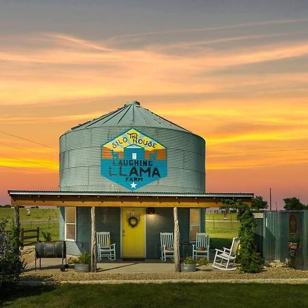 Silo House At Laughing Llama Farm Troy Exterior photo