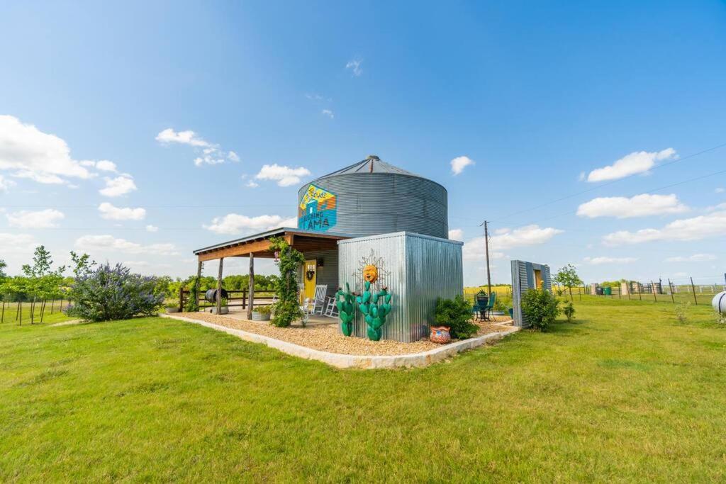 Silo House At Laughing Llama Farm Troy Exterior photo