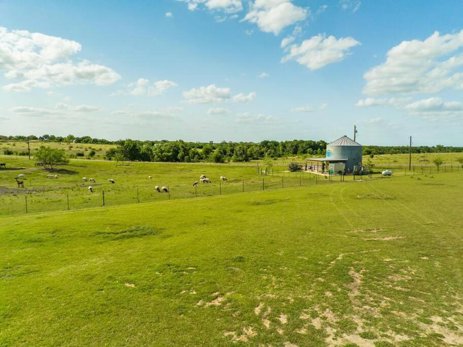 Silo House At Laughing Llama Farm Troy Exterior photo