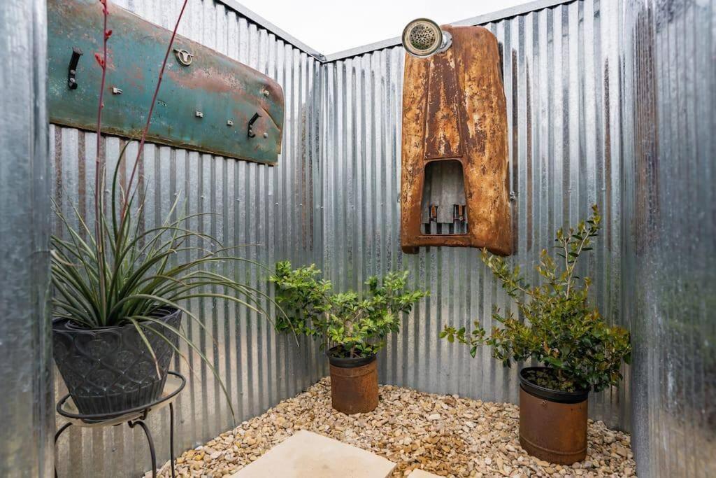Silo House At Laughing Llama Farm Troy Exterior photo
